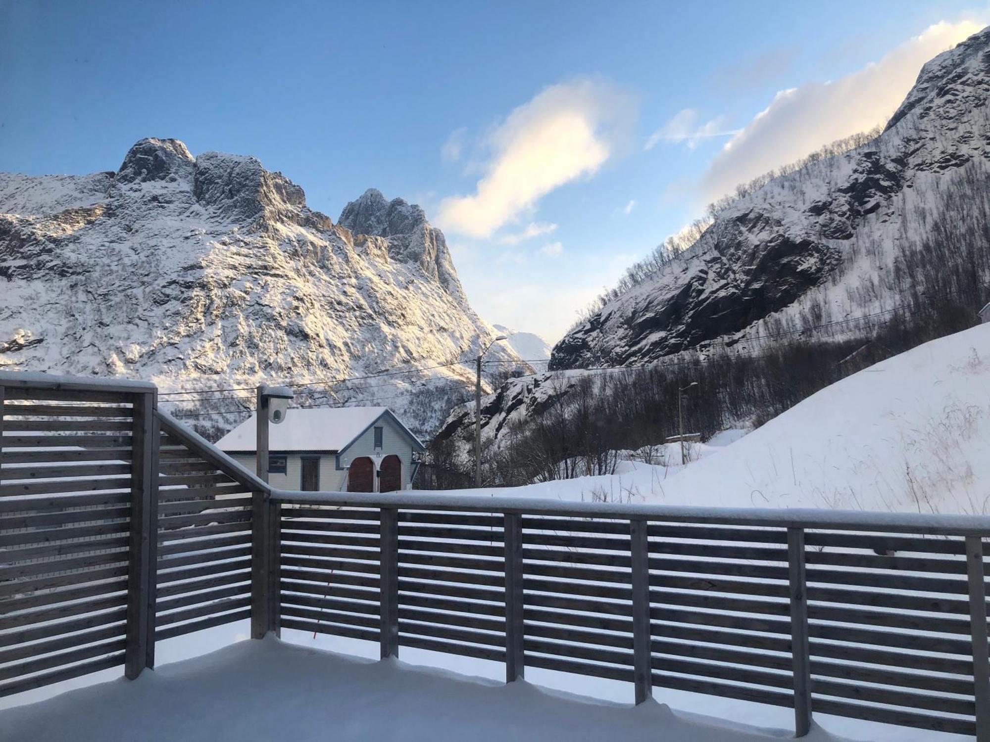 Segla Guesthouse - With View Of Fjord Fjordgard Exteriér fotografie